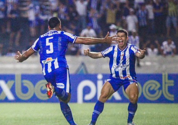 CSA negocia para trazer seis reforços