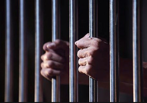 ﻿Justiça condena acusado de mandar matar homens no Jacintinho