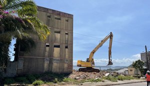 Defesa Civil recomenda demolição do Edifício Ana Cristina, no Pinheiro