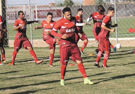 CRB sai do Z-4 e Mazola exalta defesa