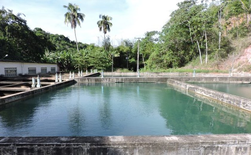 Reparo emergencial no aqueduto do Sistema Catolé-Cardoso afeta abastecimento em Maceió