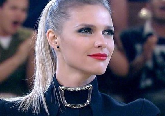 Fernanda Lima ironiza boatos de gravidez: 'Especulação'
