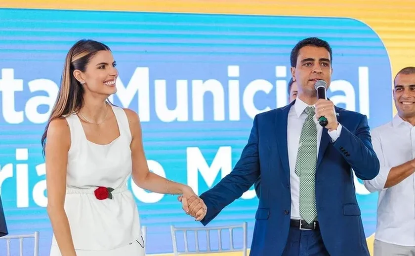 JHC se filia ao PSDB e leva grupo familiar em movimento de olho em 2026