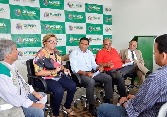 Prefeitura de Palmeira faz reunião com comissão carnavalesca para definir TAC