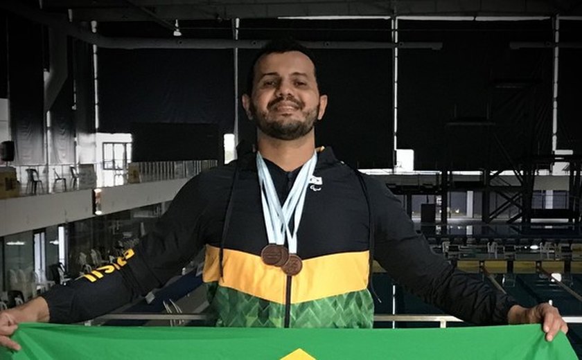 Destaque da natação alagoana disputa competição neste fim de semana em Fortaleza