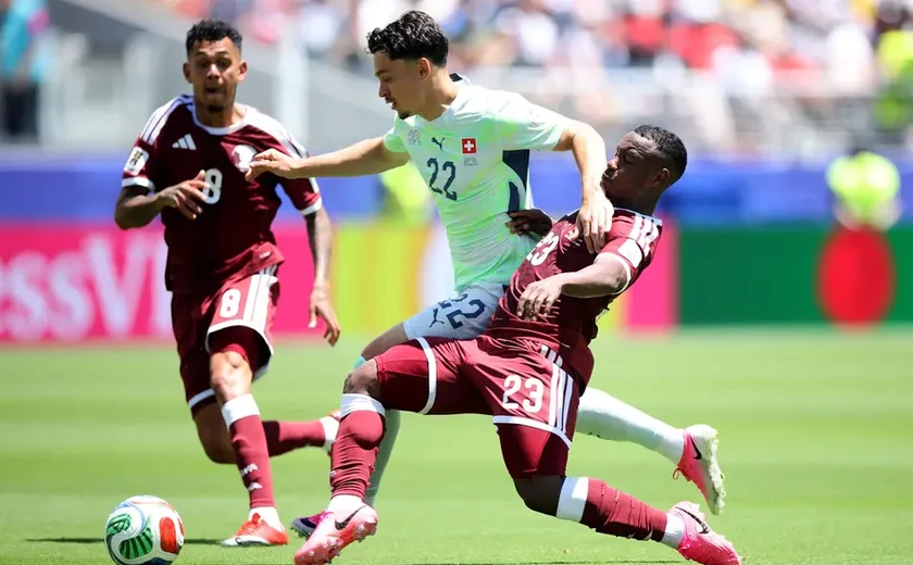 Catar empata no último minuto, conquista primeiro ponto em Copas e surpreende a Suíça