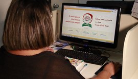 Crianças pedem ao Papai Noel dos Correios tablet, celular e computador para aula em casa