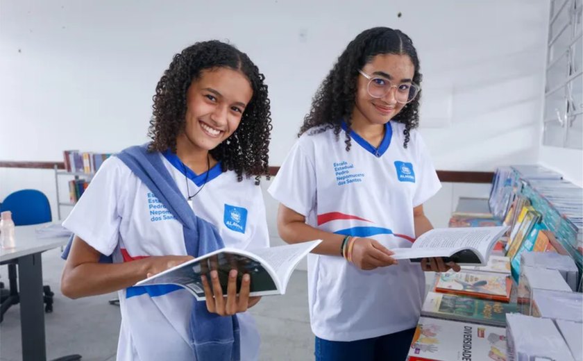 Assembleia aprova em 1º turno projeto que cria o Prêmio Escola 10