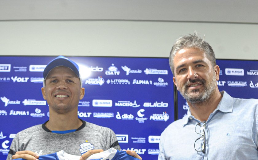 CSA vai esperar relatório do técnico para trazer reforços