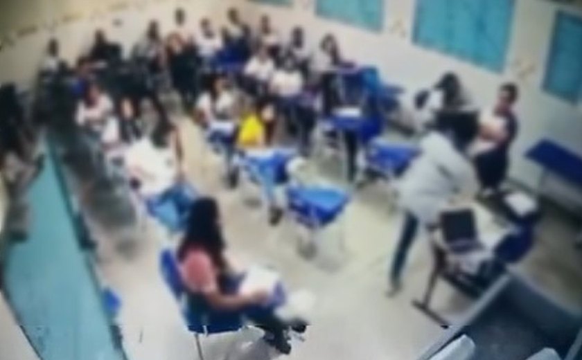 Aluno de 16 anos agride professora na sala de aula em escola de Pão de Açúcar