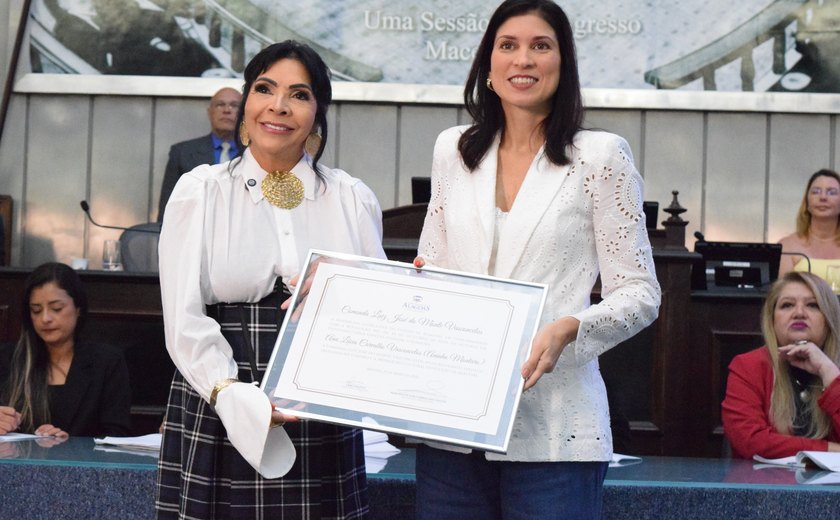 Aninha Monteiro recebe comenda da Assembleia por contribuição ao turismo e à cultura de Alagoas