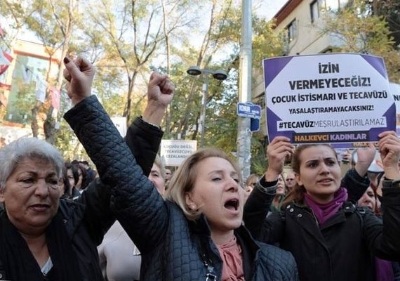 Na Turquia, perdão para abuso de menores provoca protestos