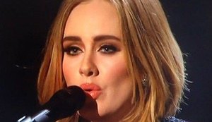 Adele está grávida do segundo filho com Simon Konecki, diz site