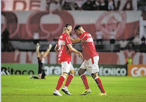 Sem Anselmo, CRB vai esta quinta (12) para Criciúma