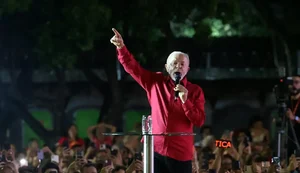 Lula propõe criar Ministério da Segurança e aumento real do mínimo