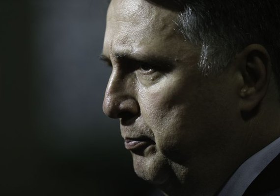 Ministro do TSE suspende inelegibilidade de Garotinho