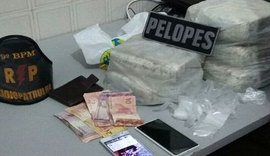 Após denúncias, PM apreende mais de cinco quilos de maconha