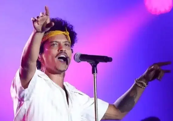 Valor milionário do cachê de Bruno Mars no The Town é revelado; saiba o valor recorde