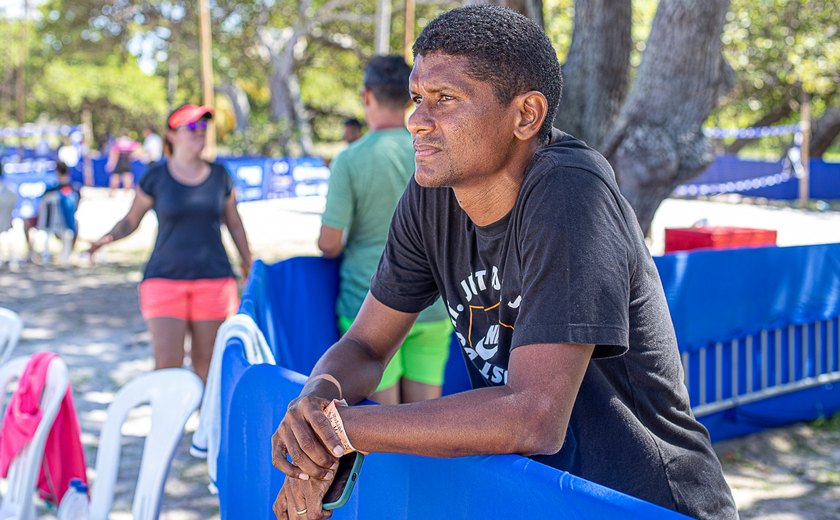 Ex-Flamengo, Palmeiras e Atlético (MG), Márcio Araújo acompanha título de esposa no Pure Beach, na Praia do Francês