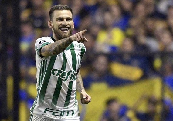 Palmeiras derrota Boca na Bombonera e se garante nas oitavas