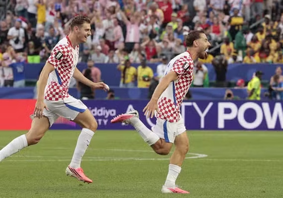 Croácia vence Gana e enfrenta Portugal na segunda fase