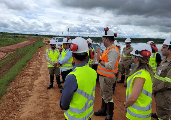 Craíbas: Defensoria Pública visita barragem da Mineradora Vale Verde