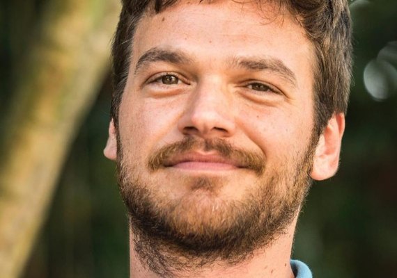 Em alta, Emílio Dantas assina longo contrato com a Globo