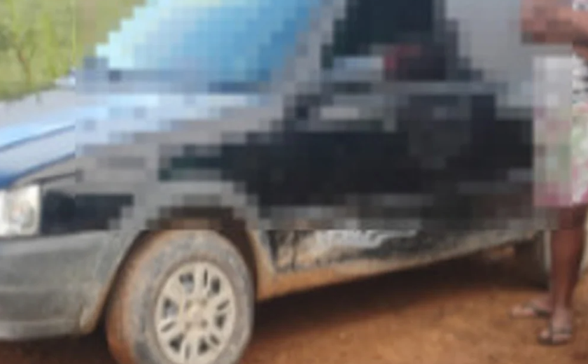 Eletricista é encontrado morto ajoelhado dentro de carro em Porto Real do Colégio