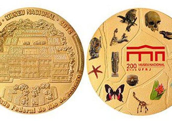 Medalhas comemorativas dos 200 anos do Museu Nacional estão esgotando