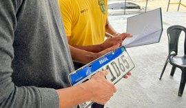 Saiba como recuperar placas de veículos perdidas durante as chuvas na capital