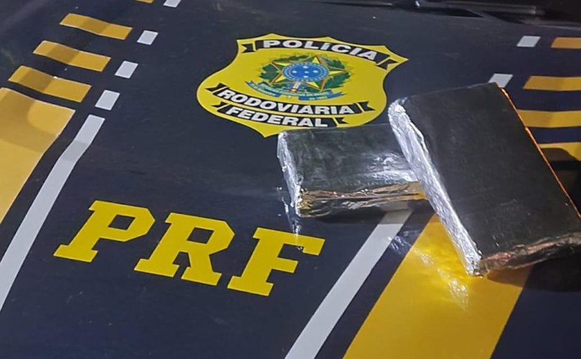 Grávida de oito meses é detida com 2 quilos de cocaína em ônibus a caminho de Maceió