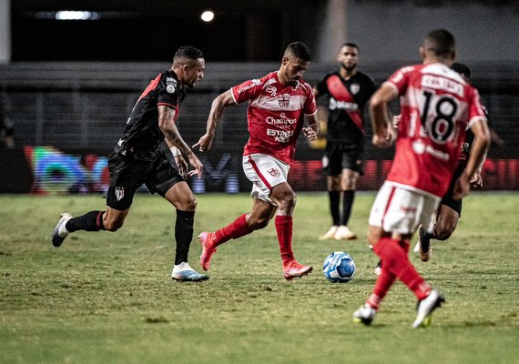 CRB derrota o Atlético-GO por 2 a 1 no Rei Pelé