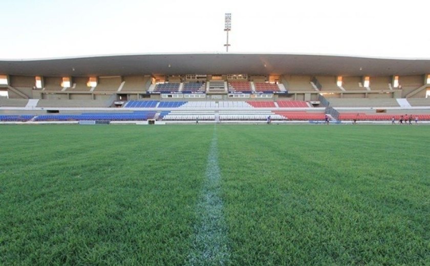 Aprovado em 1º turno projeto de lei que modifica nome do Estádio Rei Pelé