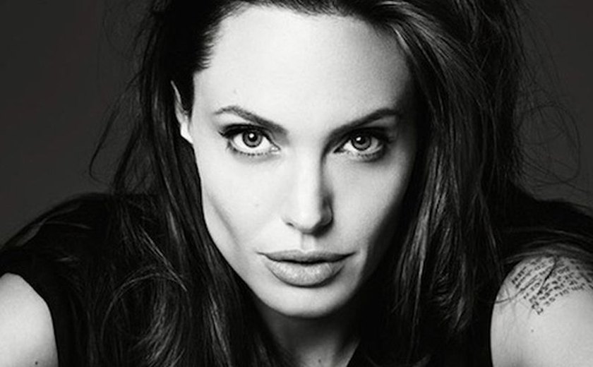Angelina Jolie cogita entrar para a política e não descarta corrida à presidência