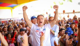 Renan Filho inaugura Comitê de Campanha em Maceió