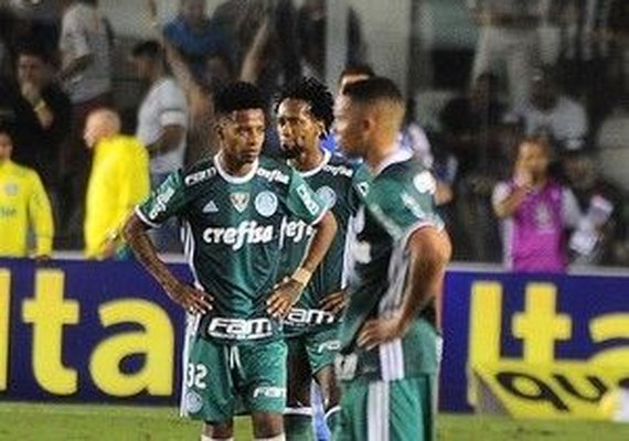 Palmeiras precisa fazer jogo de 'campeão brasileiro', diz comentarista