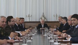 Conselhos aprovam intervenção em Roraima e decreto sai na segunda-feira