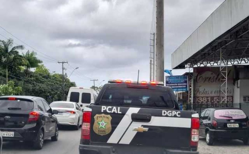 Polícia Civil localiza e prende acusado de tráfico de drogas em Marechal Deodoro