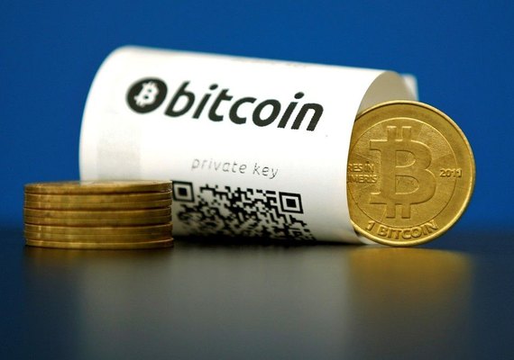 Hackers roubam US$ 64 milhões em bitcoins, diz bolsa de criptomoedas