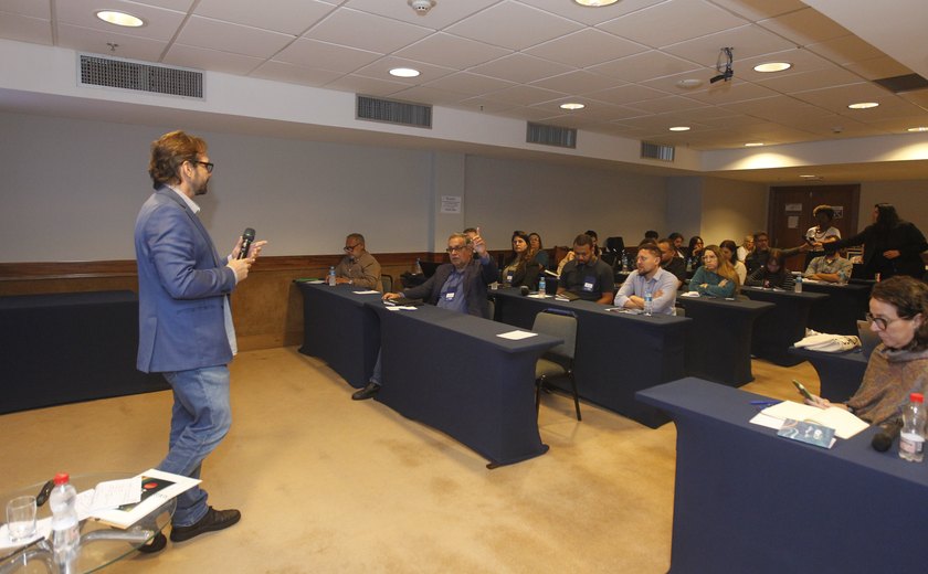 iCS reúne jornalistas e especialistas para debater economia do clima e preparação para a COP30