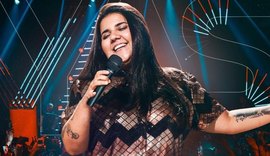 Cantora Yasmin Santos é assaltada na frente de casa por bandidos armados e divulga vídeo