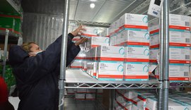 Alagoas recebe 3 mil doses da vacina AstraZeneca