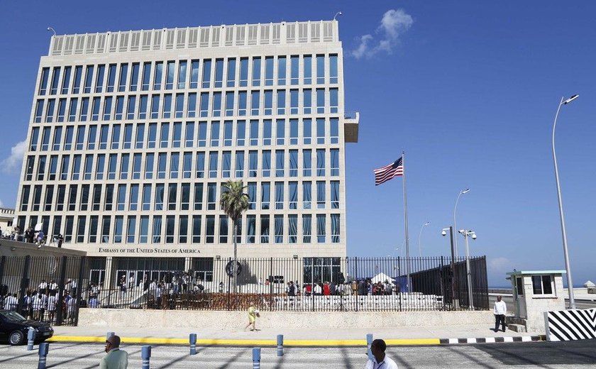 EUA reduz nº de diplomatas na embaixada de Cuba após ataques sônicos