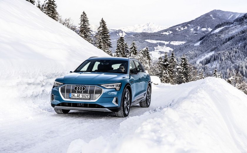 Audi inicia testes do SUV 100% elétrico e-tron