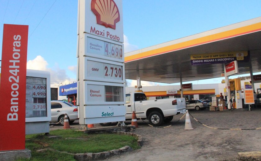 Preço do diesel não sofre redução e Procon fiscaliza estabelecimentos