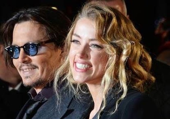 Empresários de Depp sabiam que ator agredia ex e até lhe deu chute em briga