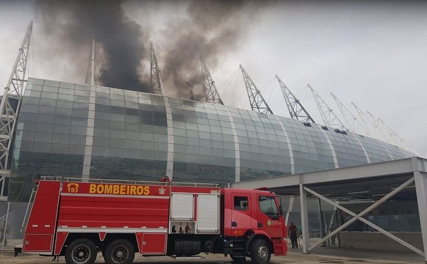Incêndio atinge Arena Castelão, em Fortaleza