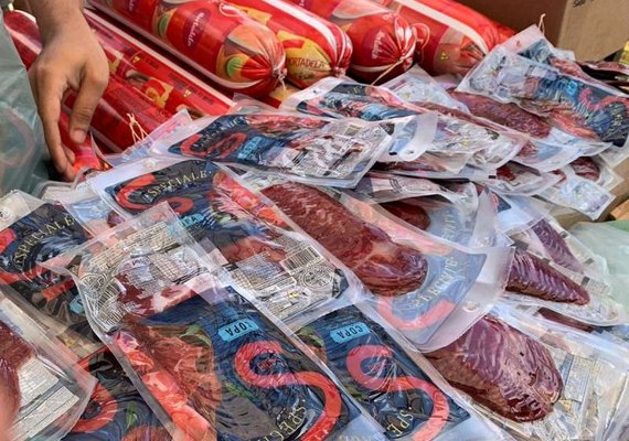 Vigilância Sanitária apreende 900 quilos de alimentos impróprios para consumo