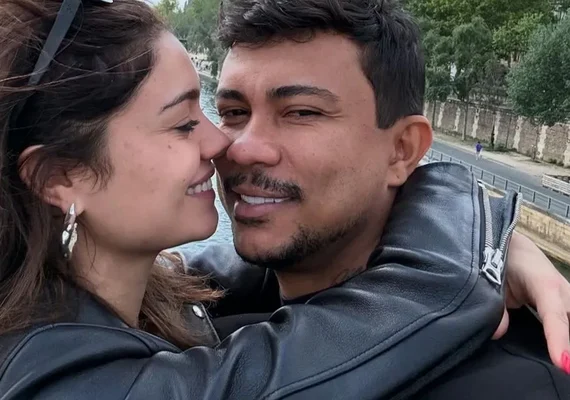 Sophie Charlotte e Xamã são vistos de mãos dadas no Rio