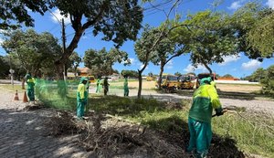 Campus da Ufal recebe mutirão de limpeza